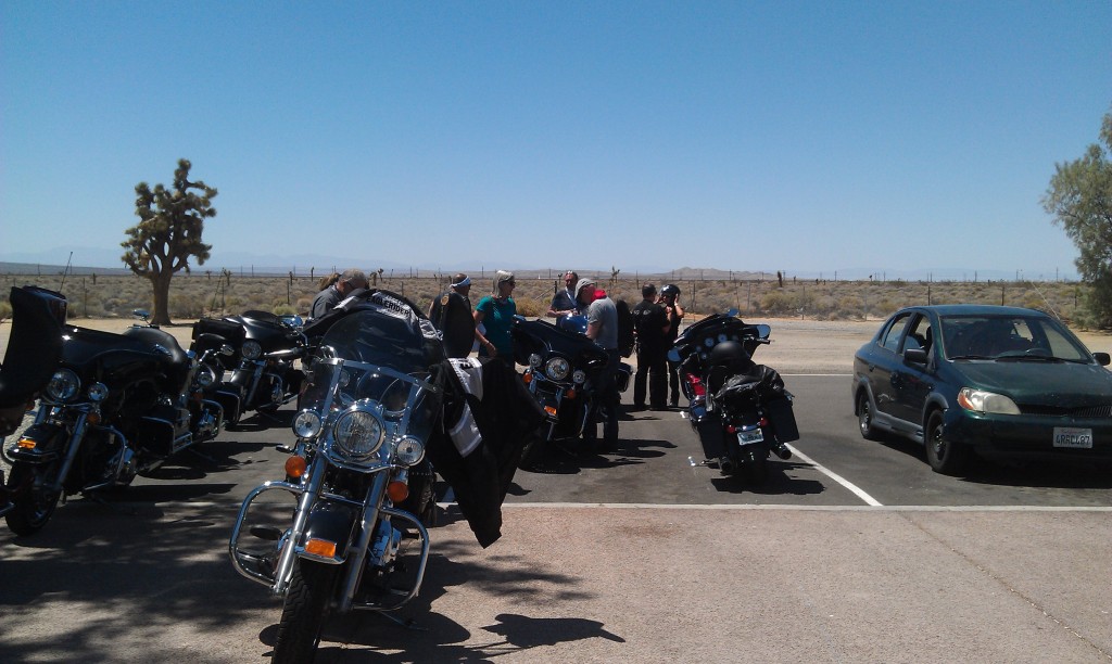 Rest stop,  Swapping bikes
